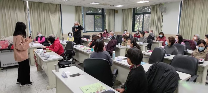 110學年度樂齡大學課程成果圖片