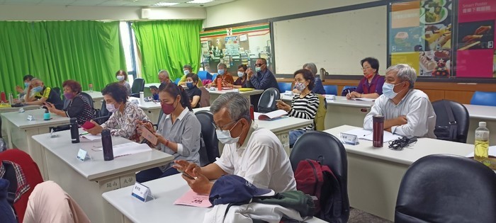 110學年度樂齡大學課程成果圖片